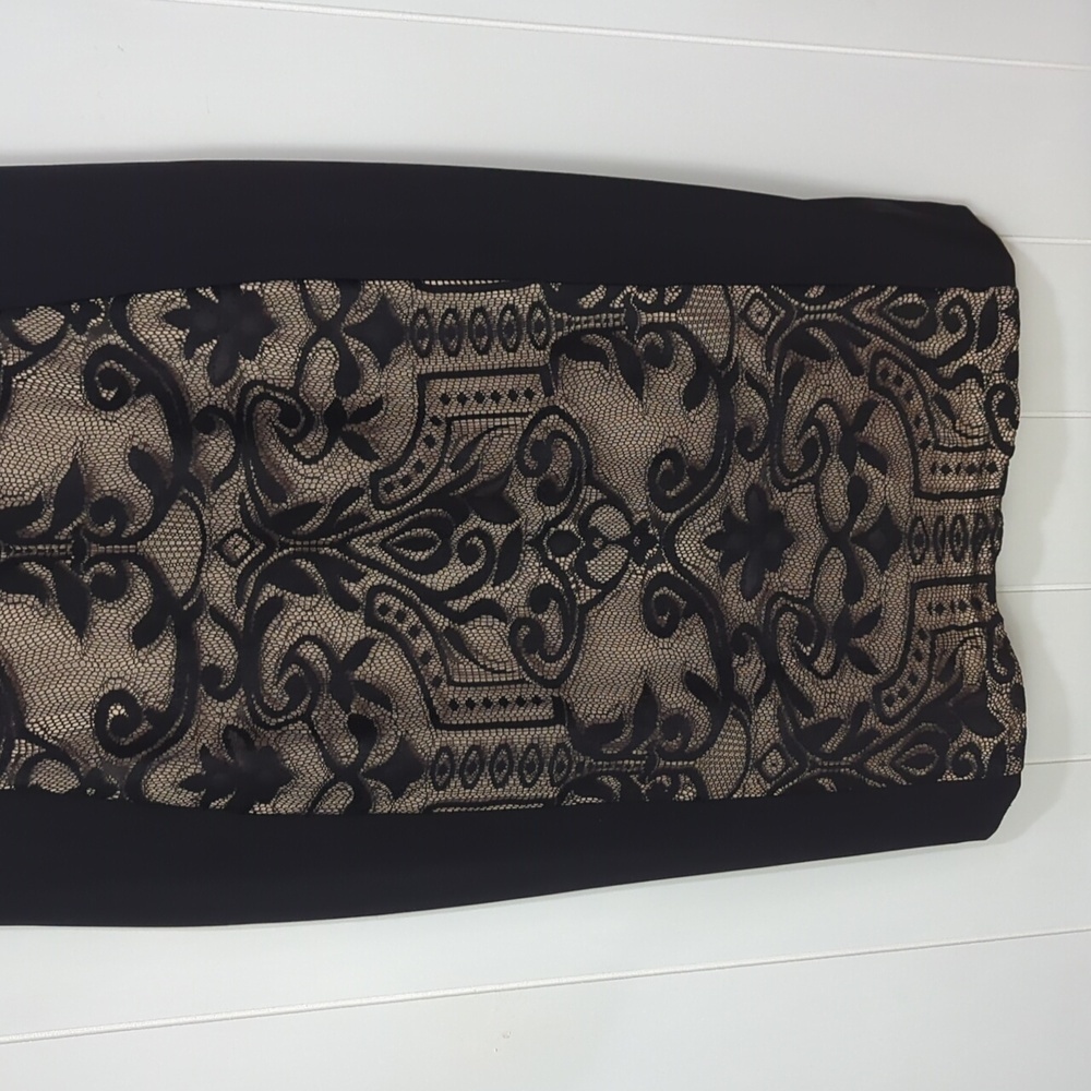 Like New Maggy London Gorgeous Black Lace Dress - Picture 3 of 10